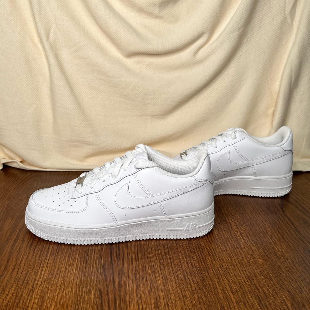 NWT Nike Air Force 1